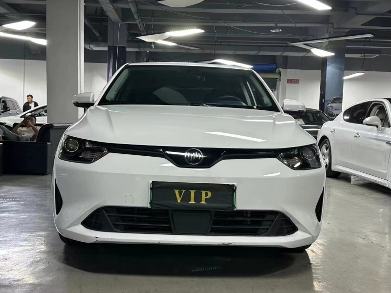 曲靖22年威馬汽車E51