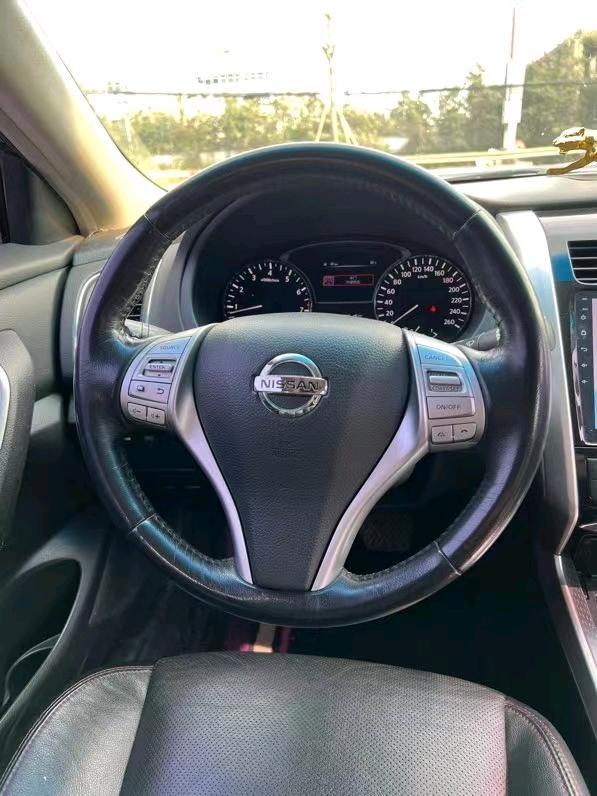 潮州16年日產天籟6