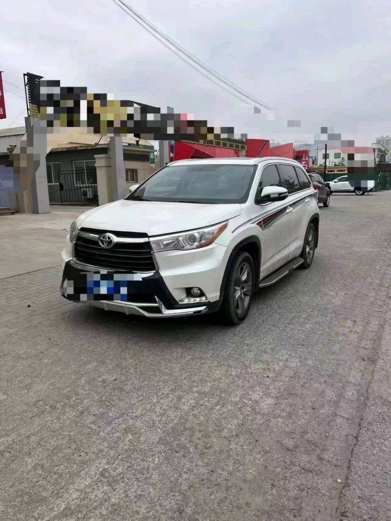 保定15年丰田汉兰达2