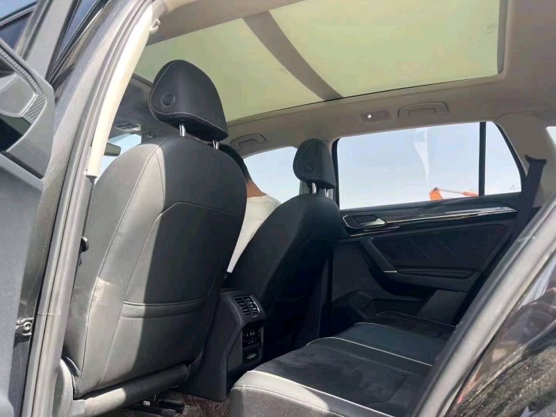 保定20年大众探岳7