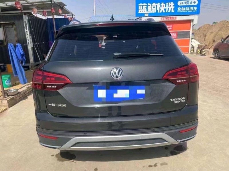 保定20年大众探岳8