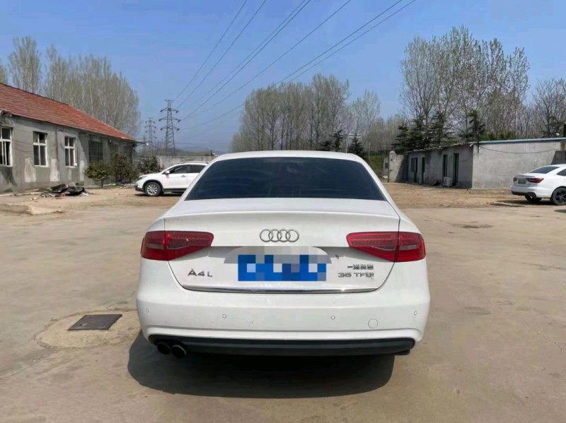 济南16年奥迪A4L4