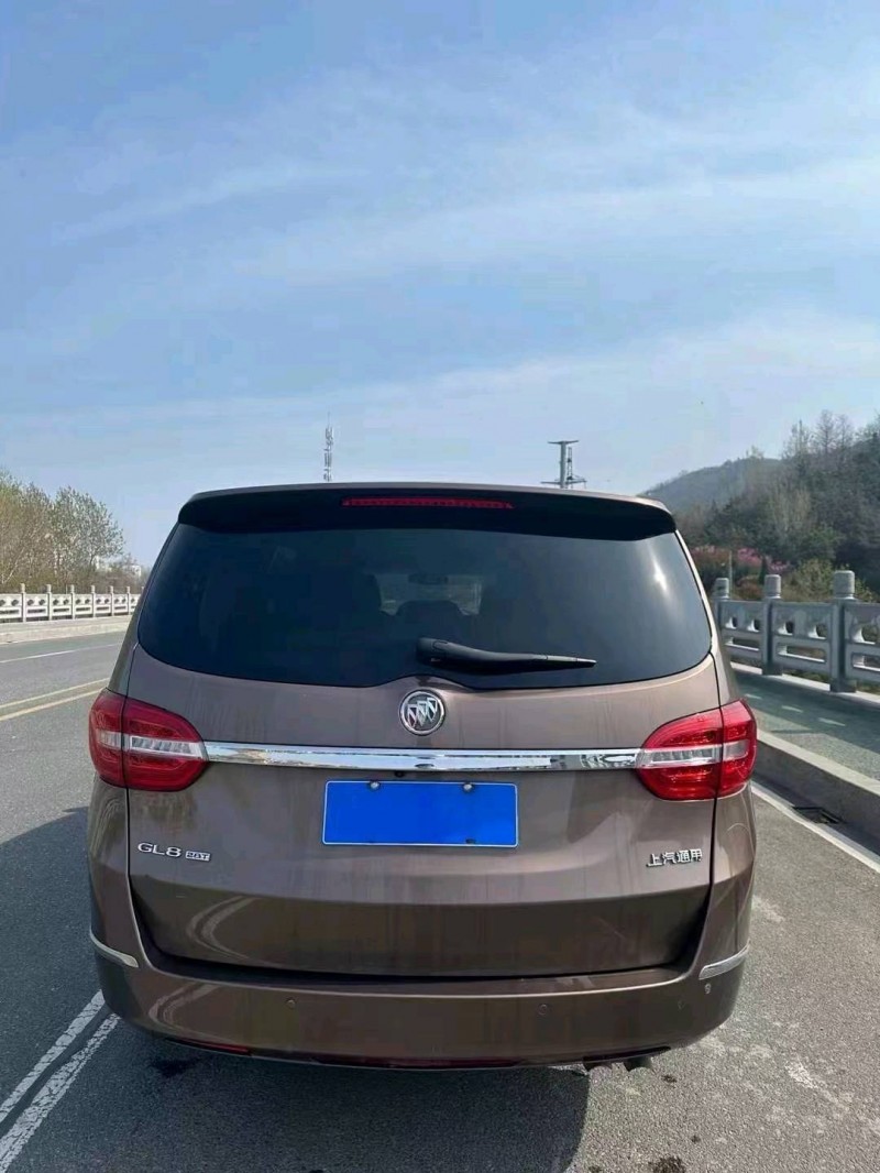 枣庄19年别克GL85