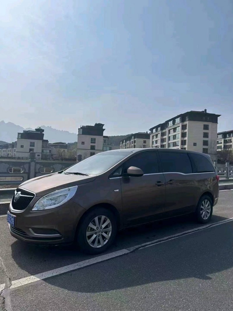 枣庄19年别克GL88