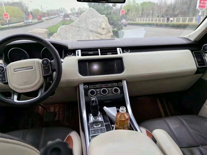东营14年路虎揽胜运动5