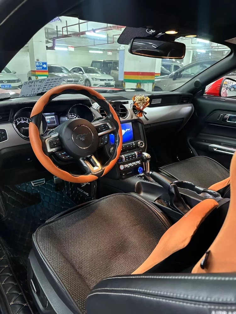 重庆16年福特野马4