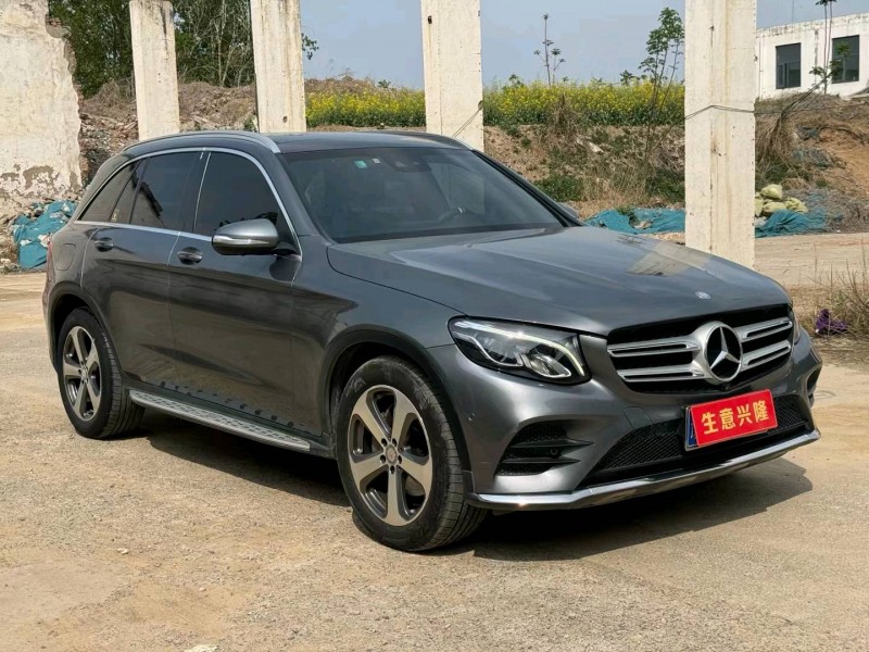 郑州17年奔驰GLC2