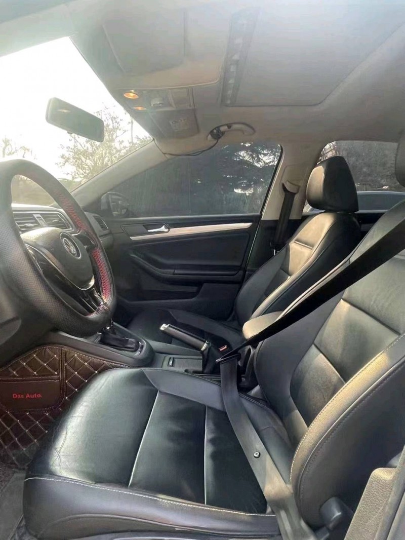 济南16年大众速腾6