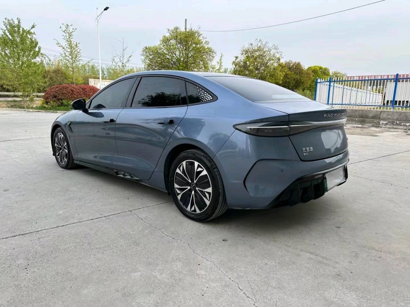 徐州22年比亚迪海豹8