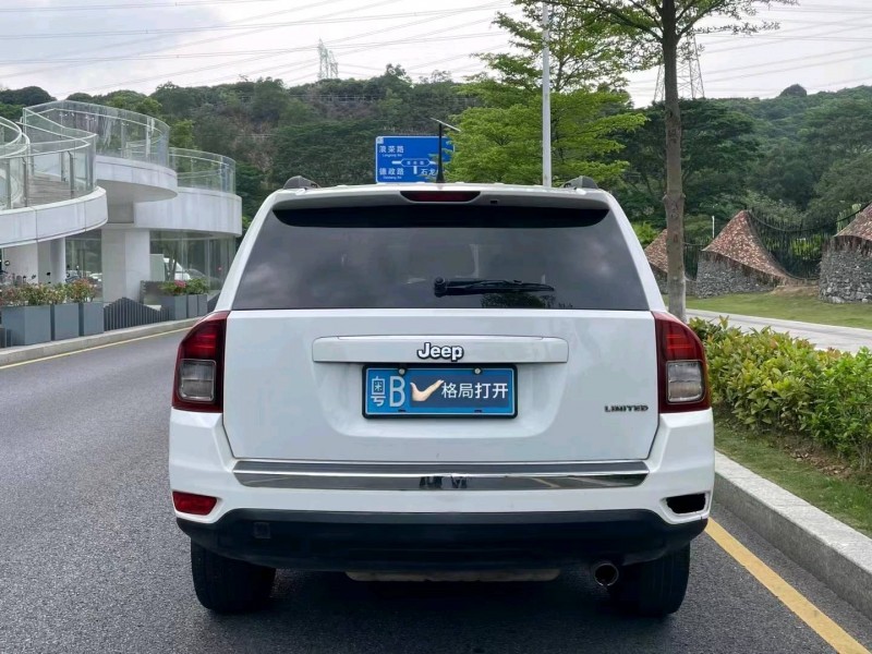 深圳14年Jeep指南者9