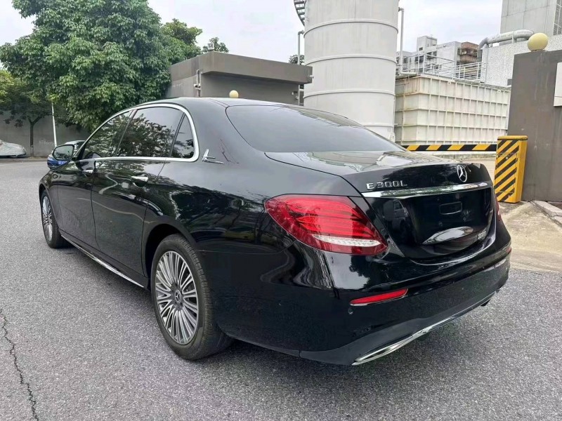 广州19年奔驰E7