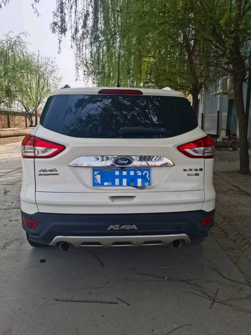 保定15年福特翼虎7