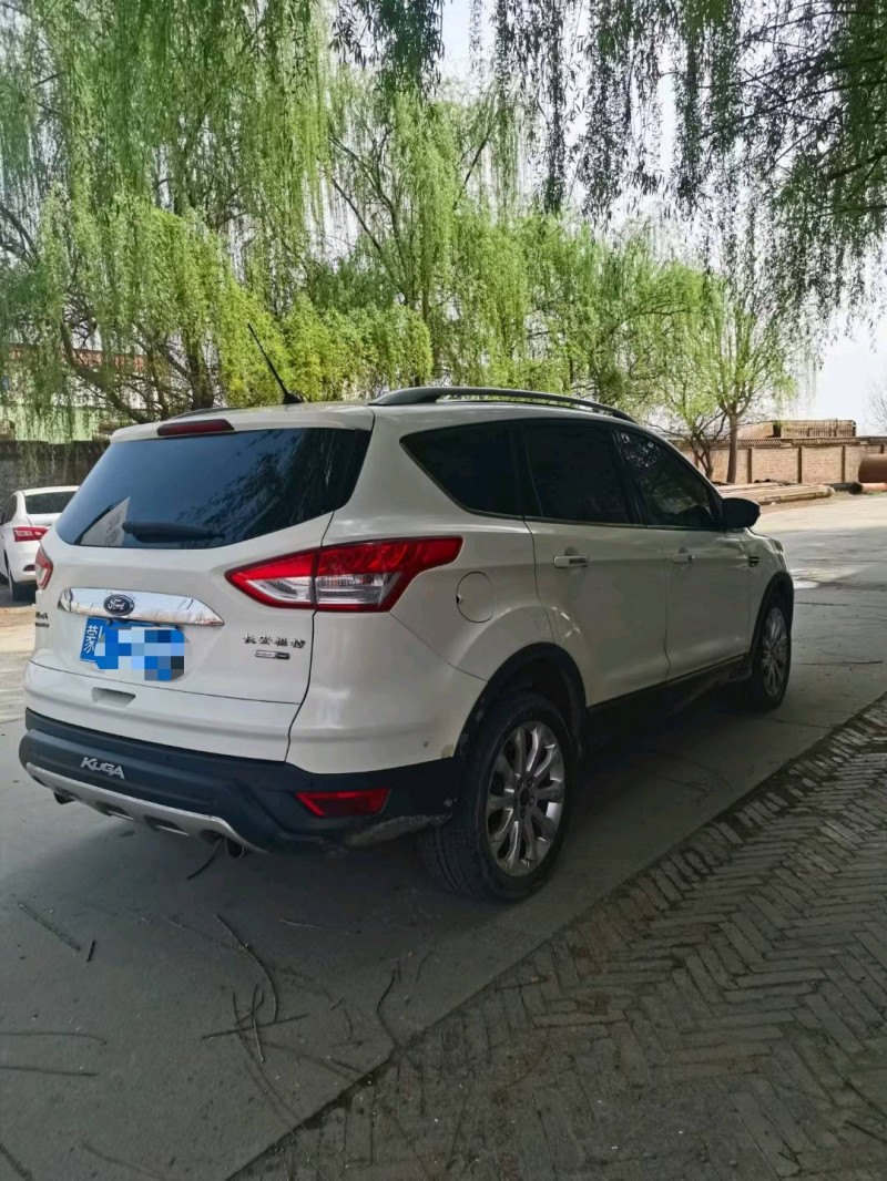 保定15年福特翼虎9