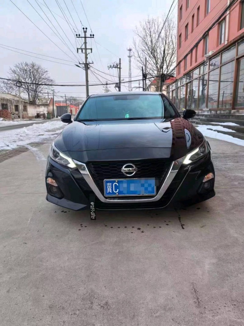 邯鄲22年日產天籟1