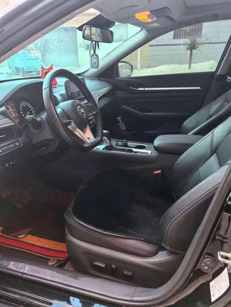 邯鄲22年日產天籟7