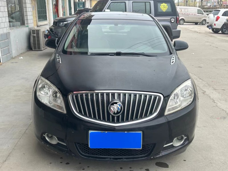 济宁13年别克英朗1