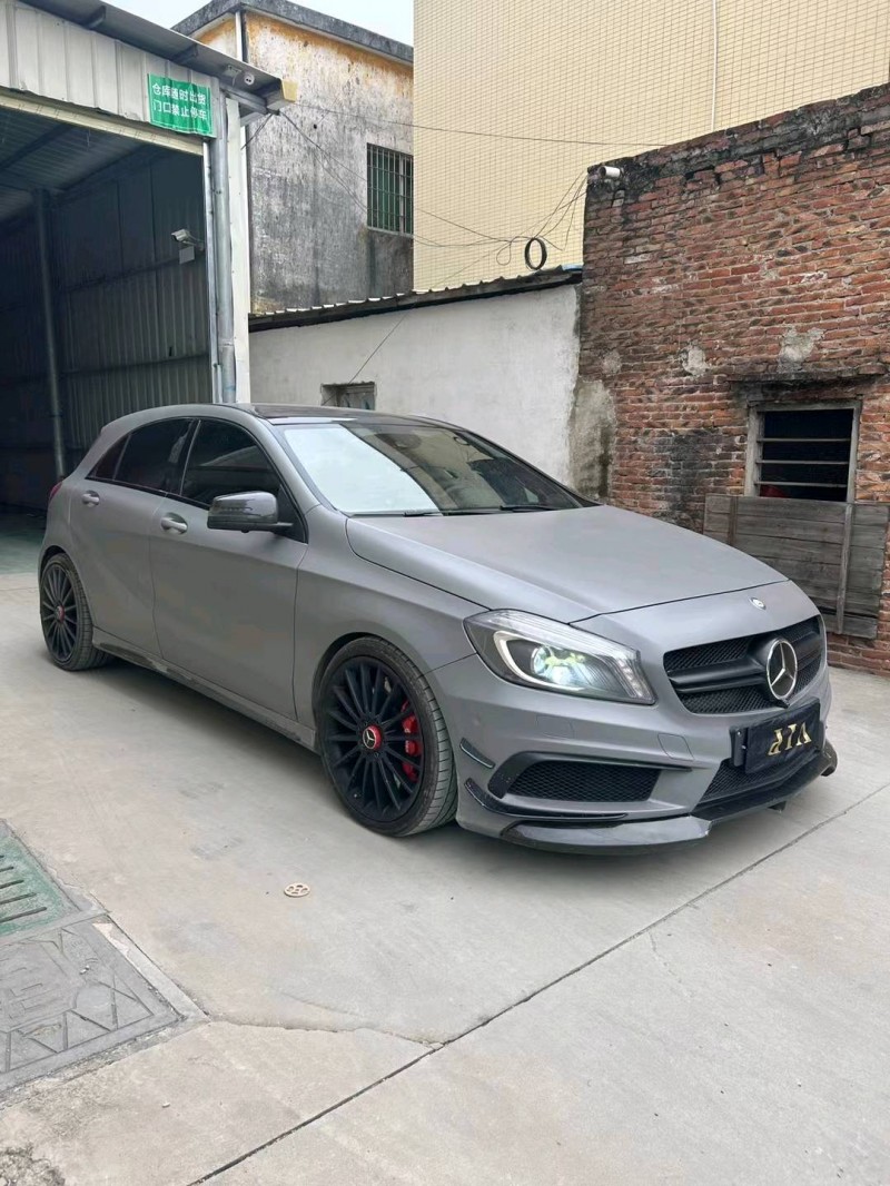 中山16年奔驰AMG3