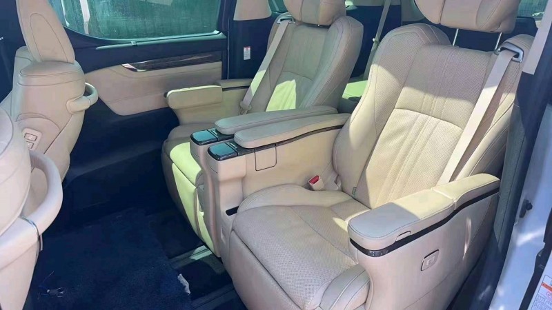 济南20年丰田威尔法4