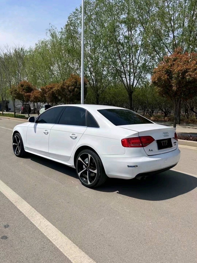 枣庄12年奥迪A4L7