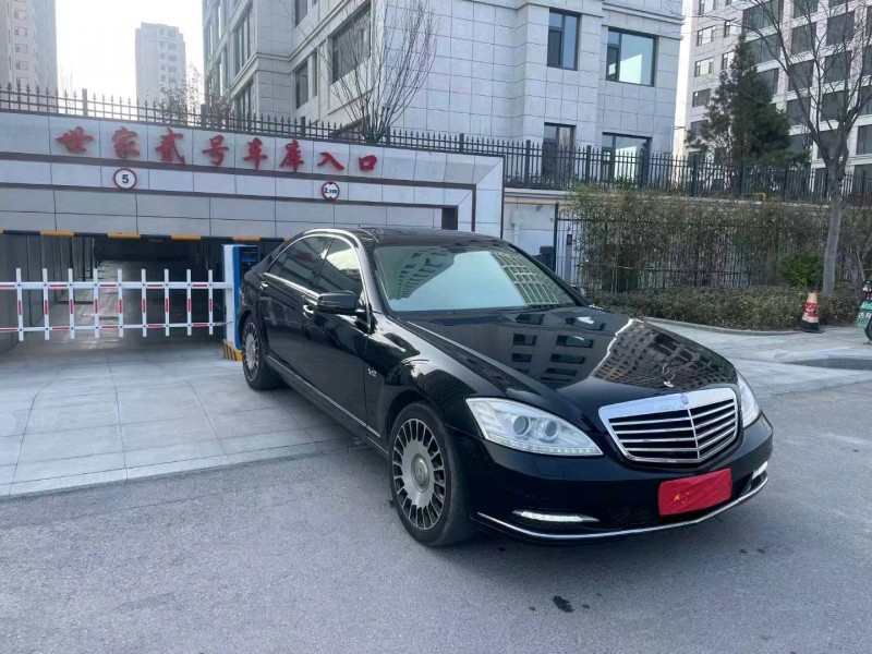 东营09年奔驰S2