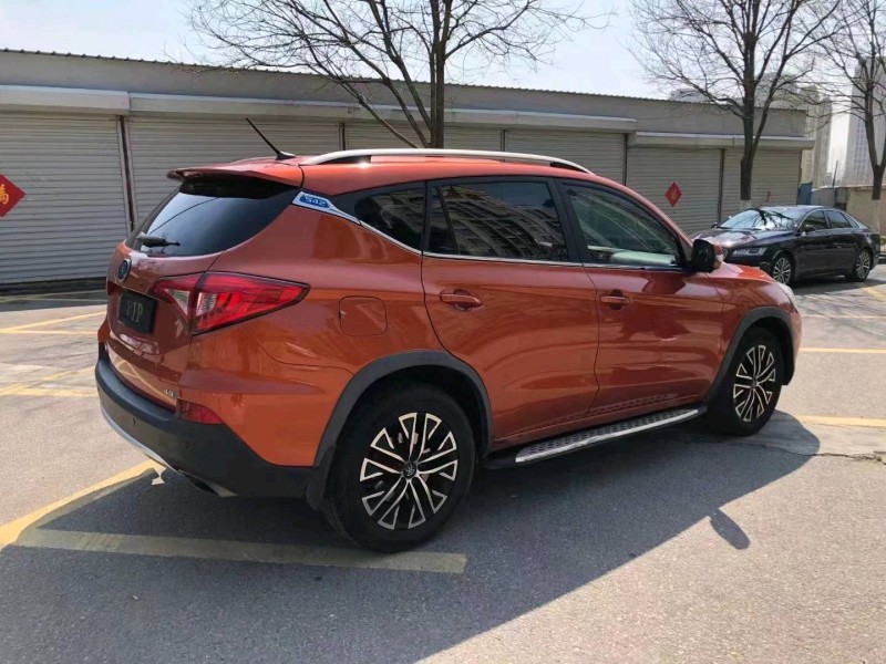 东营18年比亚迪宋6