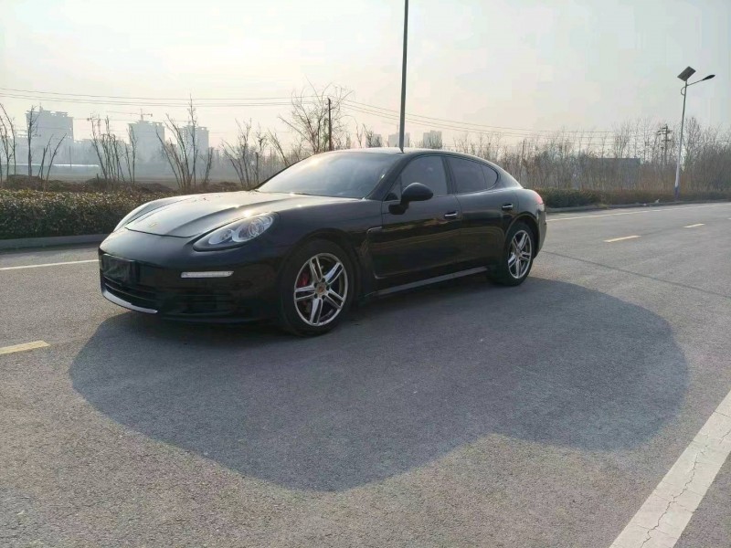 枣庄15年保时捷帕拉梅拉2