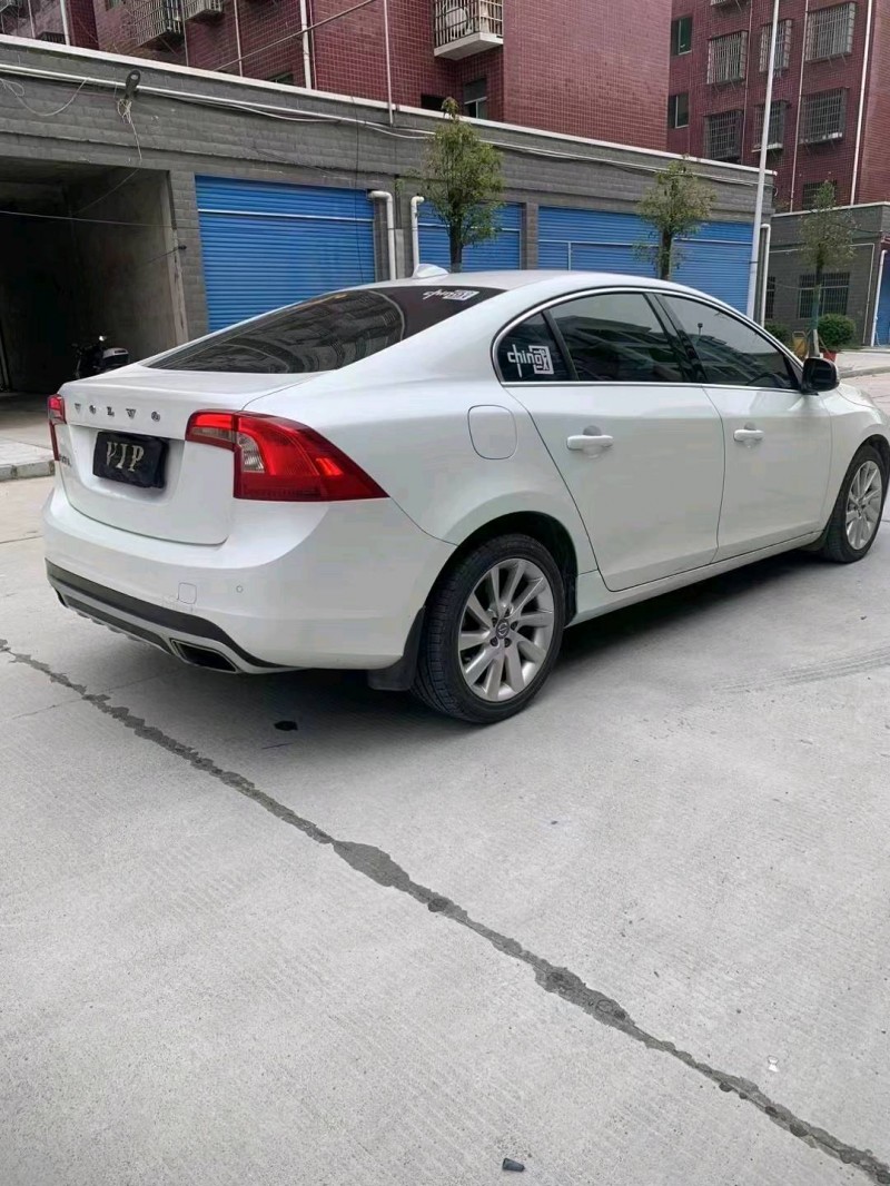 邵阳17年沃尔沃S60L6