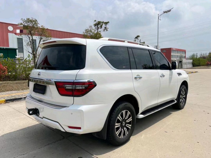 盐城20年日产途乐8