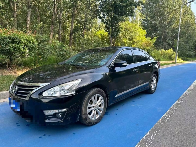 济南15年日产天籁2