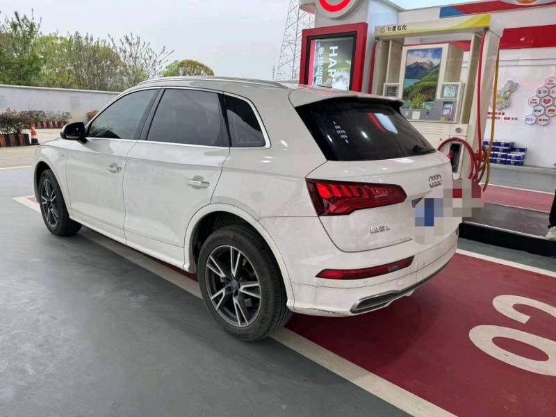 潍坊19年奥迪Q54