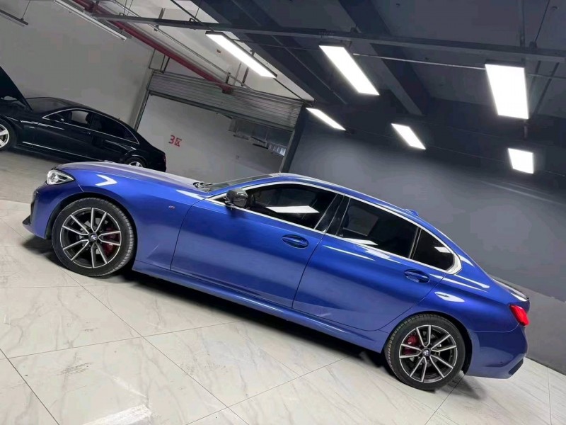 成都19年宝马3系4