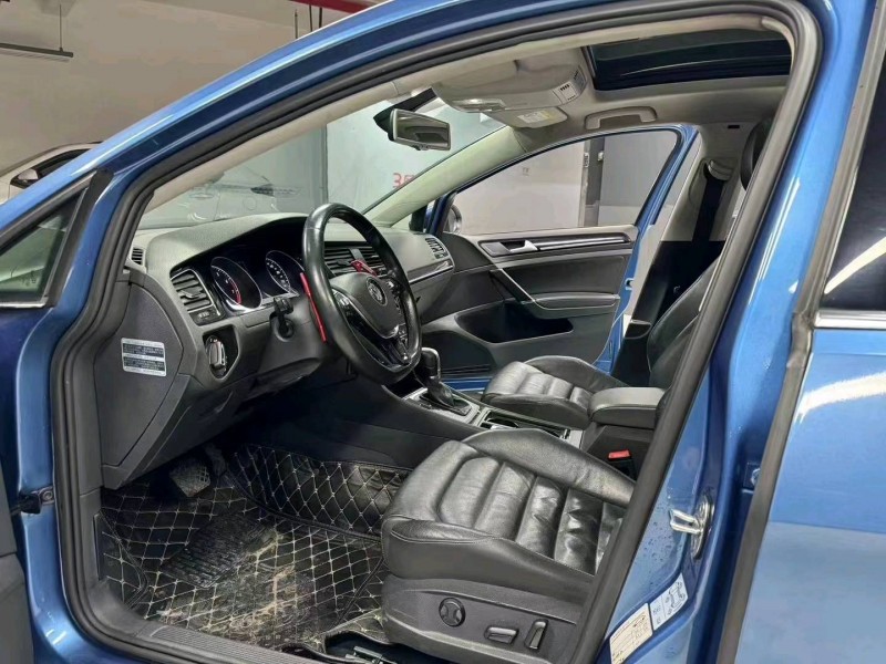 成都15年大众高尔夫5