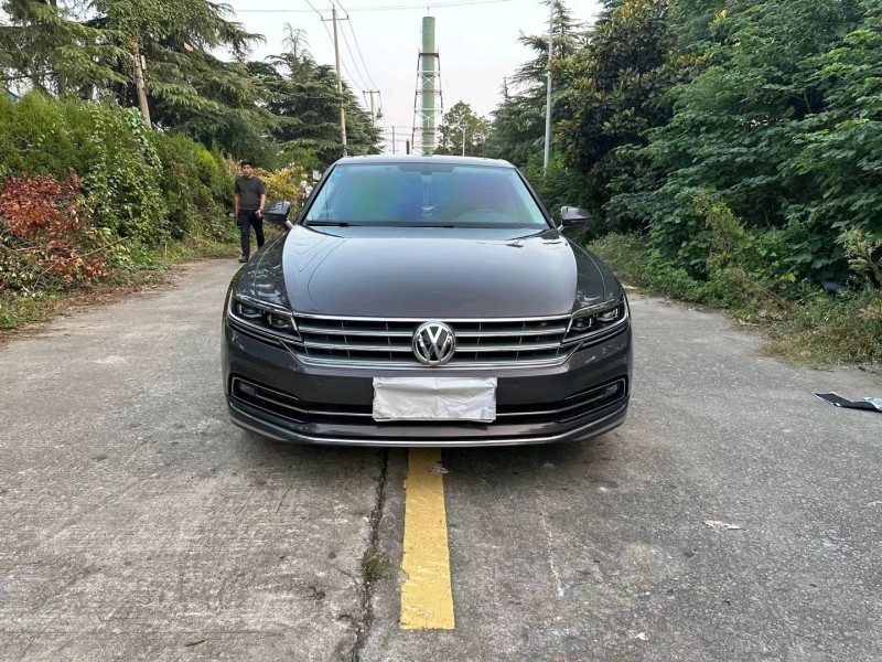 徐州18年大众辉昂1