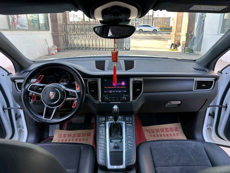 徐州17年保时捷Macan5