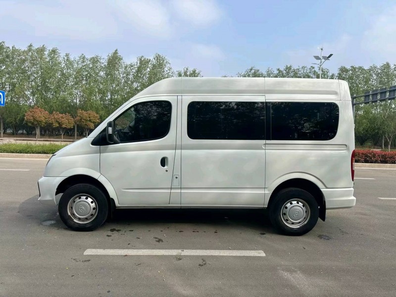 枣庄21年大通V802
