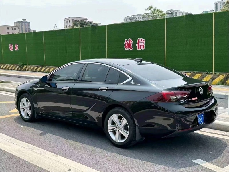 汕头20年别克君威7