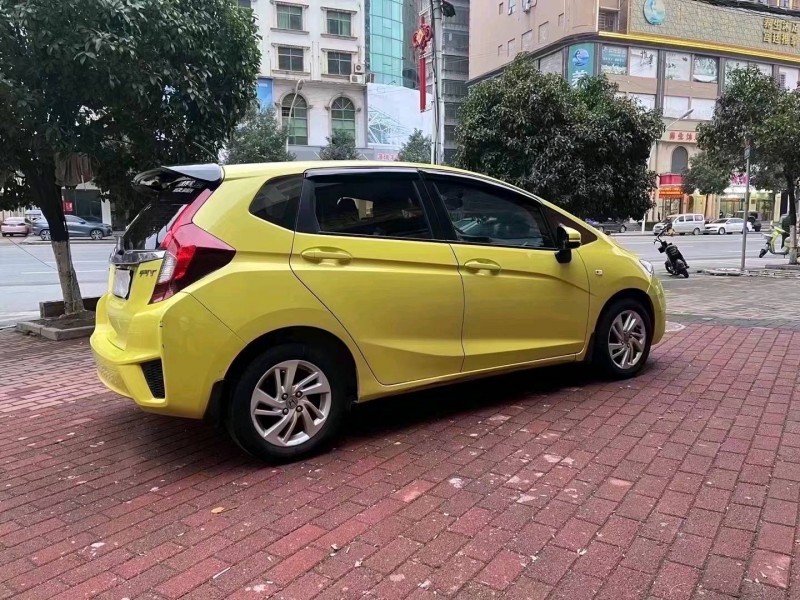 邵阳18年本田飞度4