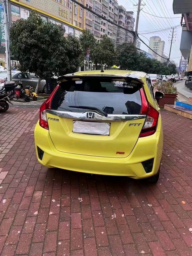 邵阳18年本田飞度5