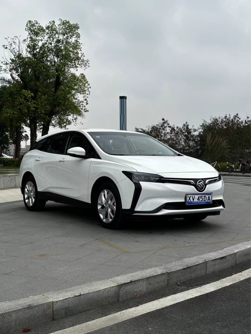 东莞24年别克微蓝2