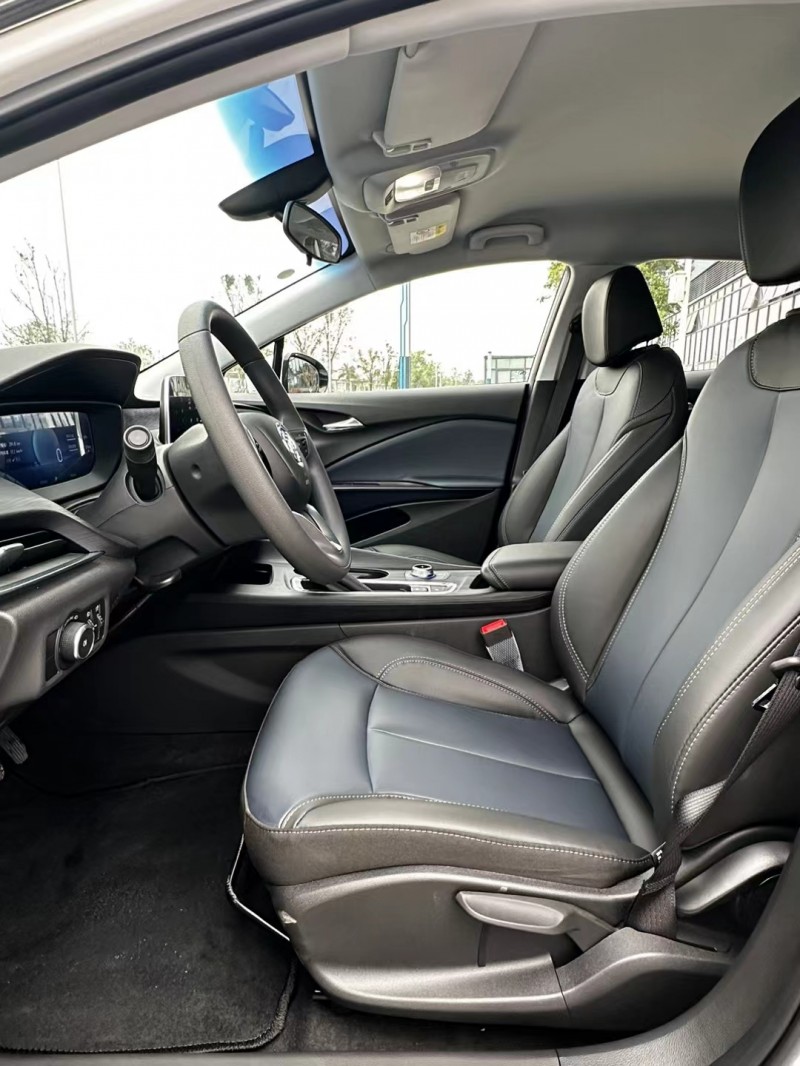 东莞24年别克微蓝5