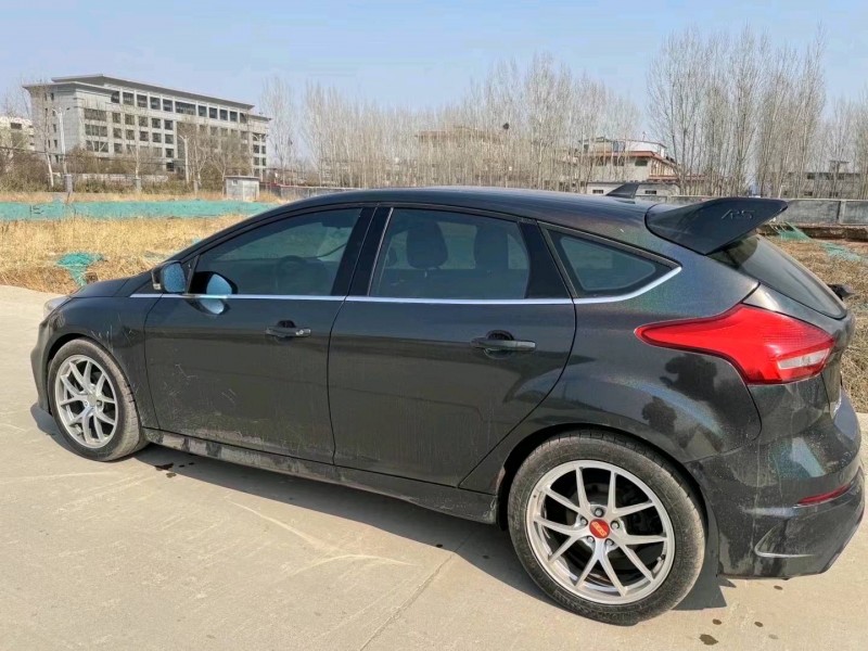 济南17年福特福克斯6