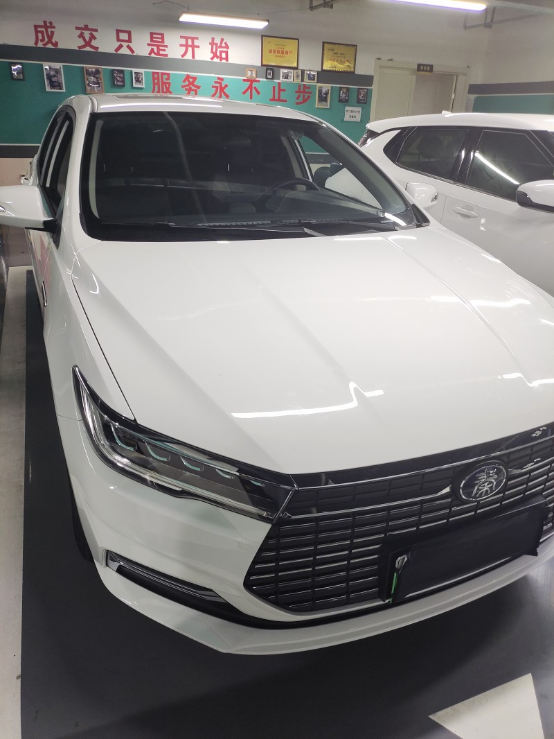 成都23年比亚迪秦8