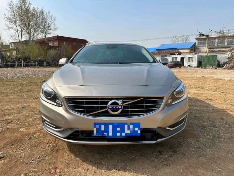 济南16年沃尔沃S60L1