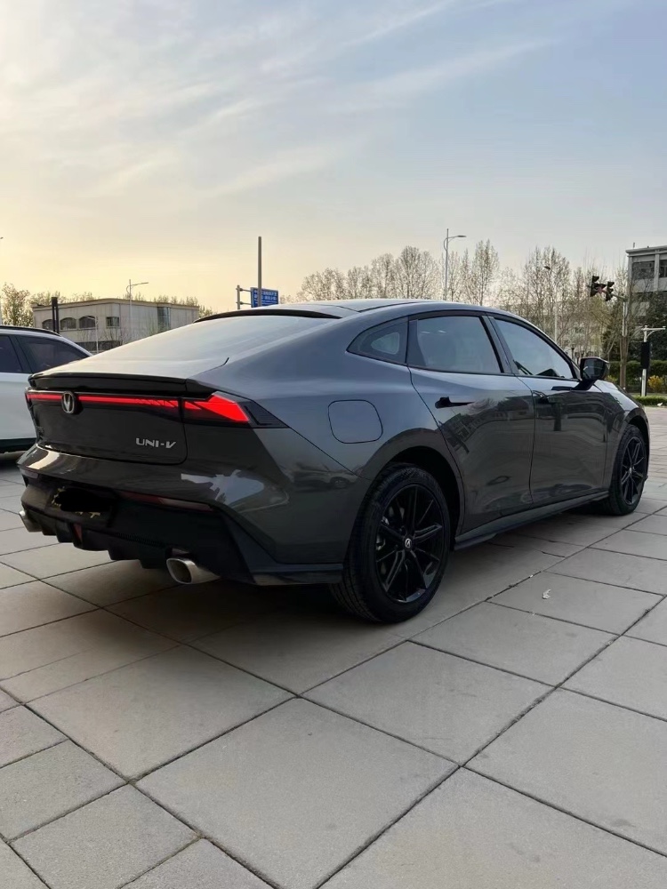 廊坊23年长安汽车UNI-V6