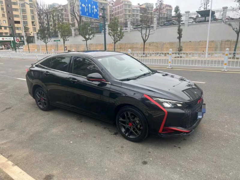 邵阳22年东风奕炫8