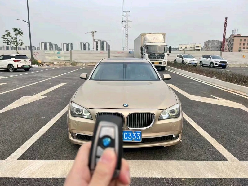 广州10年宝马7系1