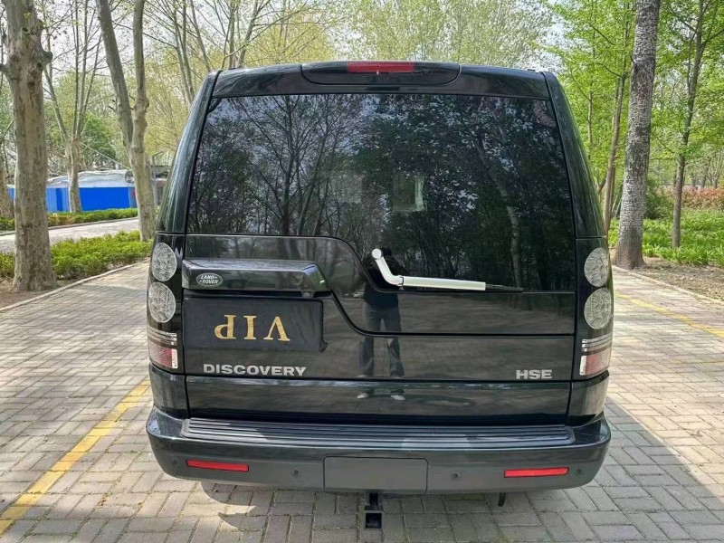 东营15年路虎发现7