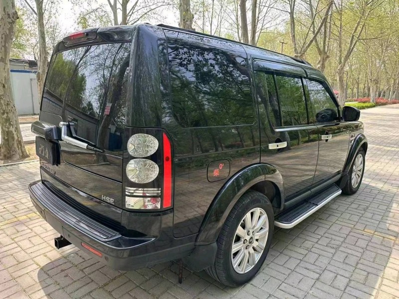 东营15年路虎发现8