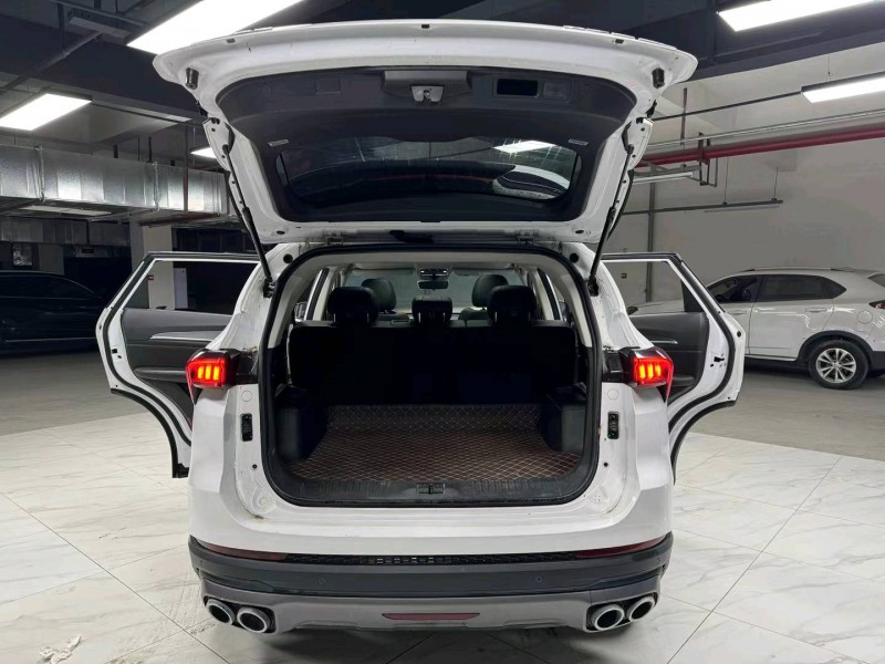 成都22年奇瑞捷途X705