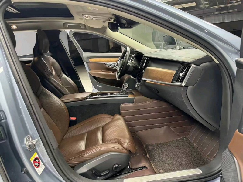 成都18年沃尔沃S906